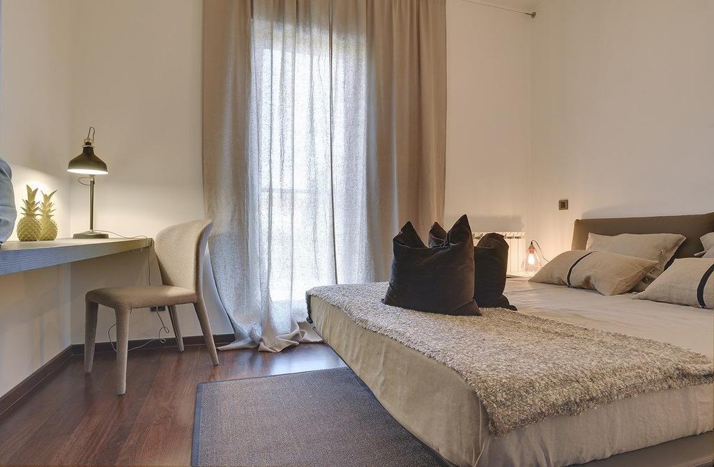 Business Apartma *